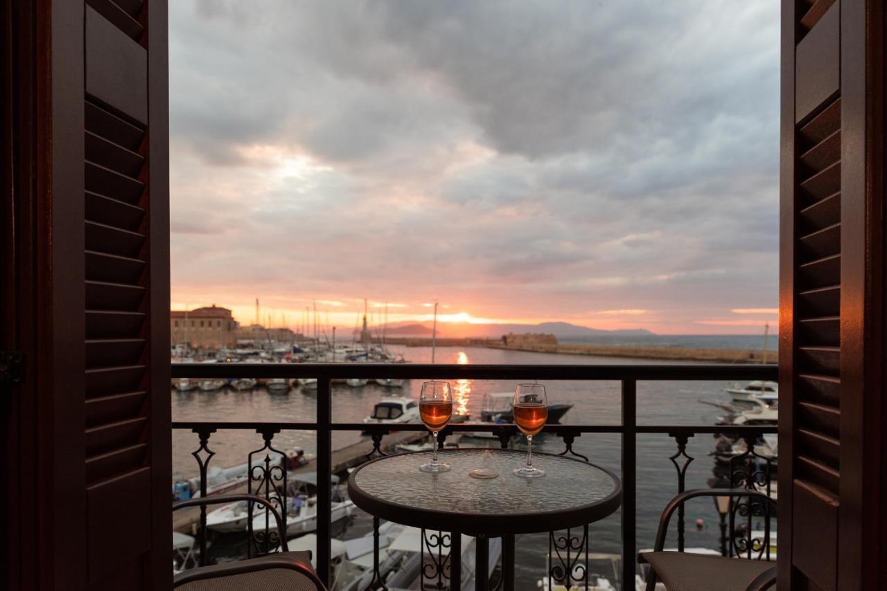 Destino Home Overlooking The Venetian Port Of Chania ハニア エクステリア 写真