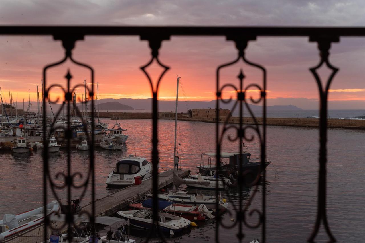 Destino Home Overlooking The Venetian Port Of Chania ハニア エクステリア 写真