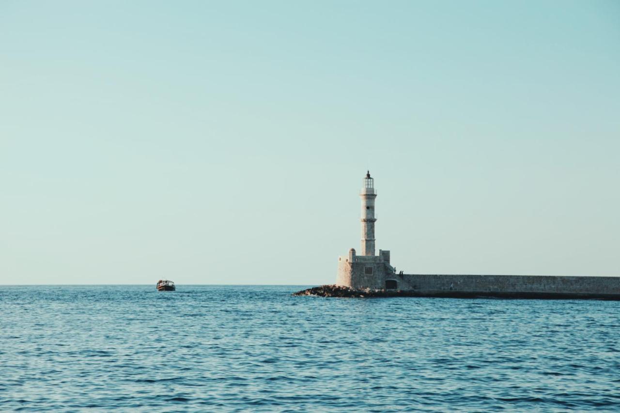 Destino Home Overlooking The Venetian Port Of Chania ハニア エクステリア 写真